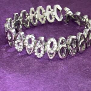 Vintage bracelet In Silvertone with crystals